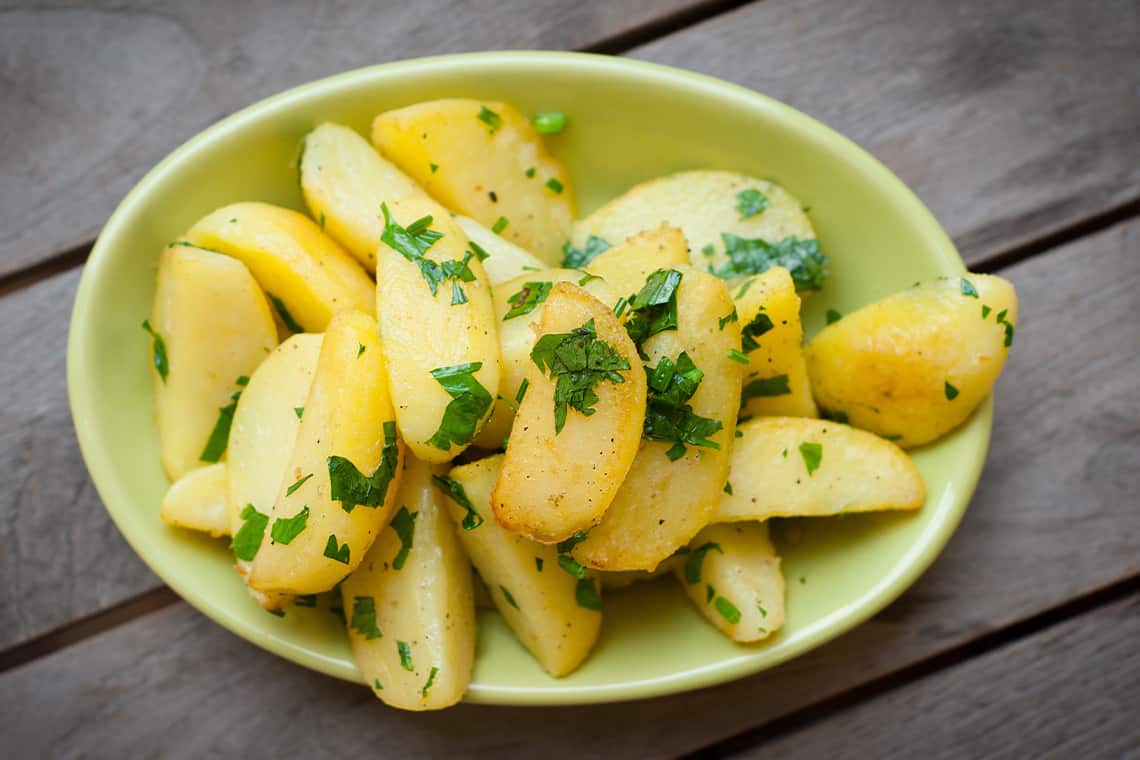 Steamed Potatoes with Herbs